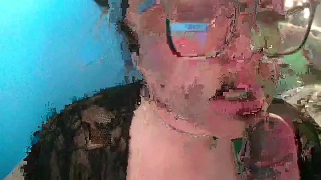 hothousewife33 online show from October 4, 7:40 pm