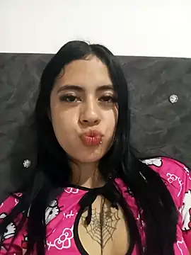 Emma-xoxo online show from September 12, 8:12 am