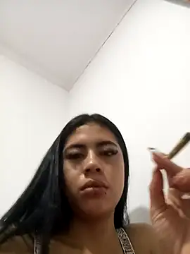 Emma-xoxo online show from September 17, 7:39 am