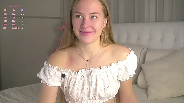 AlbaMesick online show from November 5, 11:48 am