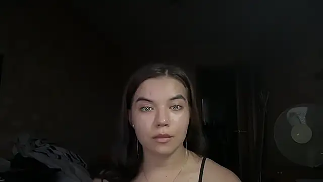 Snapshot of Miriva chatting on July 15, 4:22 pm Miriva online show from July 15, 4:22 pm