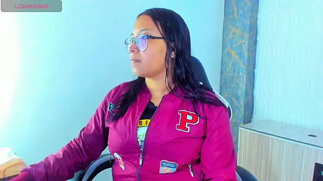 susan mooree online show from April 14, 8:20 pm