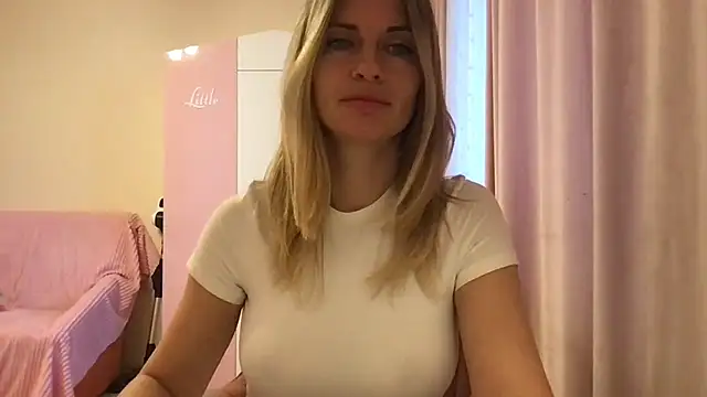 KarelliaStar online show from May 5, 6:27 am