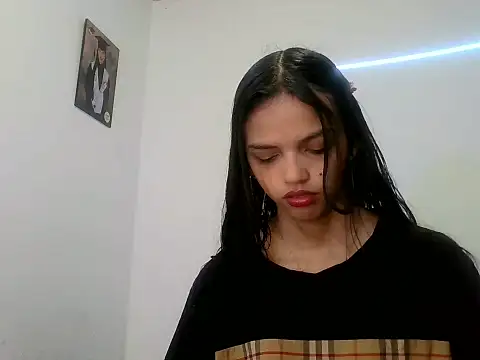 lucy babyy online show from November 3, 6:12 pm