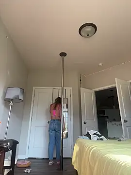 AllesandraLove online show from November 5, 8:03 pm