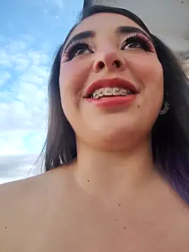 Bagiolett online show from December 3, 9:39 pm