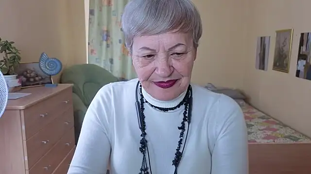 Freya Fable online show from October 7, 8:19 am