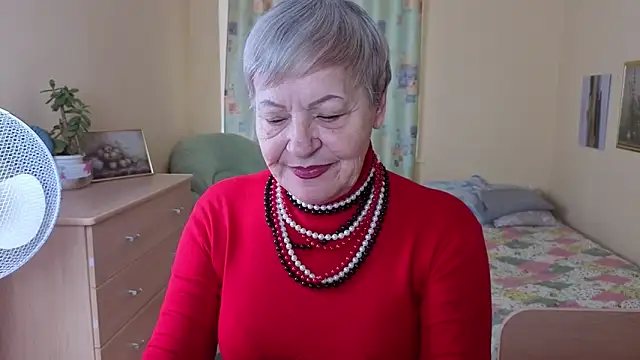 Freya Fable online show from October 9, 7:45 am