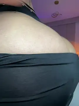 GabyMejiaa online show from July 7, 6:47 am