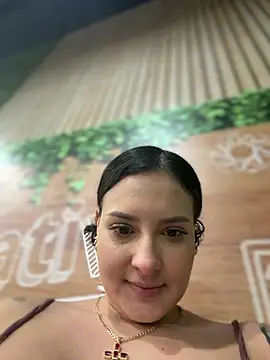 GabyMejiaa online show from May 15, 11:51 pm