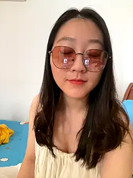 Snapshot of ruiki666 chatting on September 26, 6:33 am ruiki666 online show from September 26, 6:33 am