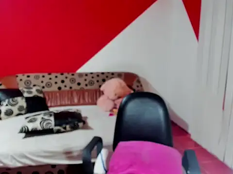 Soffy Skye online show from November 17, 8:15 am