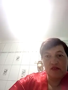 Snapshot of Caramellove8877 chatting on October 13, 4:37 am Caramellove8877 online show from October 13, 4:37 am