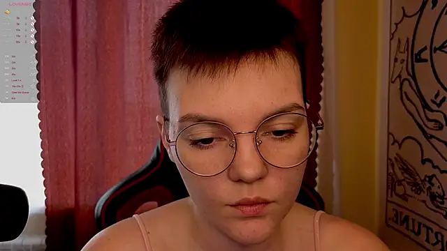 KrisNeal online show from September 25, 9:52 am