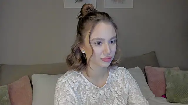 Snapshot of Stefa_Evans chatting on September 17, 3:32 pm Stefa Evans online show from September 17, 3:32 pm