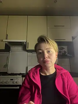 MartaLuna  online show from February 9, 4:42 pm