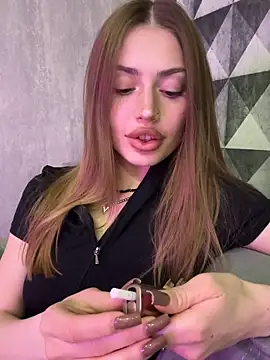 Elizabeth Tay online show from March 27, 6:30 pm