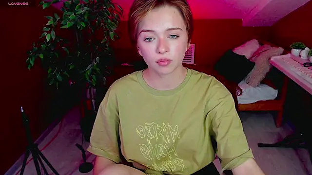 HypeQueen online show from October 11, 9:39 pm