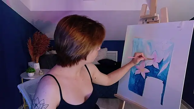 HypeQueen online show from October 5, 10:37 pm