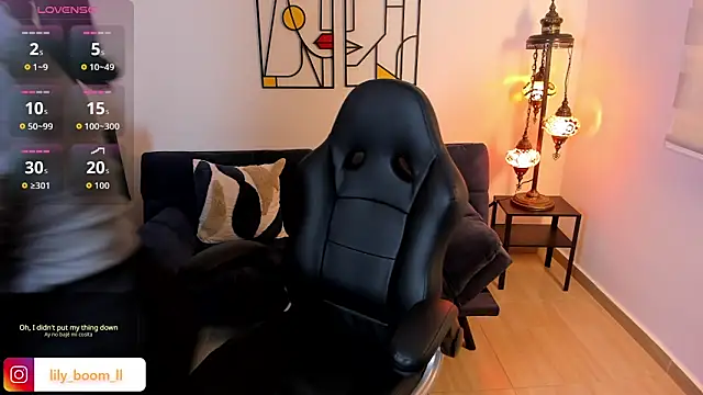 Lyliboomm online show from November 10, 9:54 pm