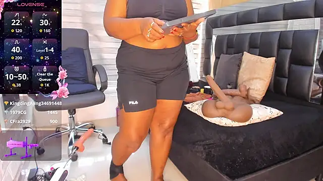 sheyla  ebony online show from June 3, 2:33 pm
