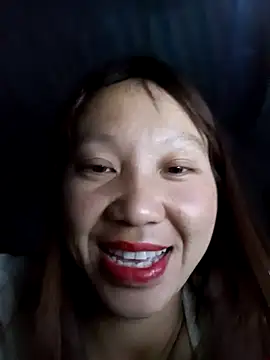 bonnie-00 online show from April 4, 3:44 pm