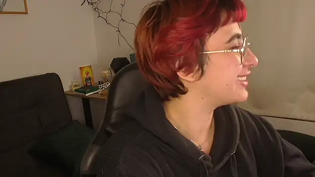 Miacatsito3 online show from February 6, 12:47 am