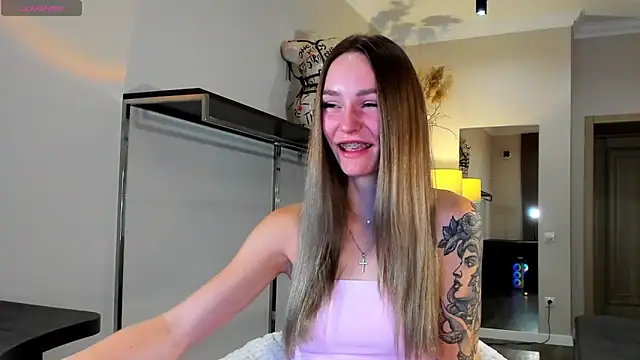 Melloudy online show from September 18, 5:39 am