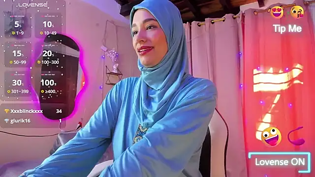 Snapshot of ShanaJamil chatting on September 20, 12:36 pm ShanaJamil online show from September 20, 12:36 pm