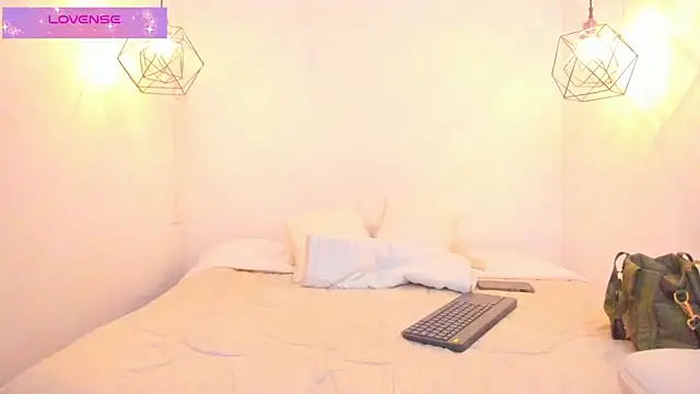 Allisson   online show from June 13, 8:06 pm