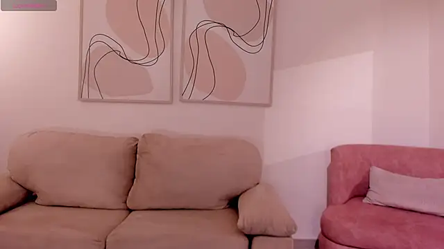 KatieAngelX online show from November 11, 10:45 am