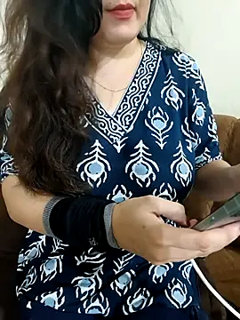 Snapshot of sassy_aly007 chatting on October 6, 4:56 pm sassy aly007 online show from October 6, 4:56 pm