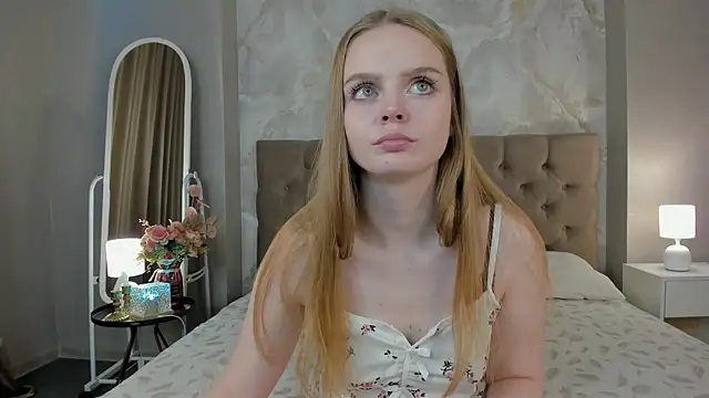 Snapshot of Amanda_steele chatting on October 3, 3:00 am Amanda steele online show from October 3, 3:00 am