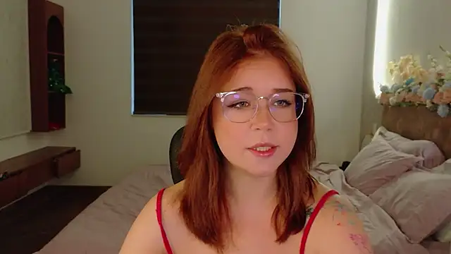 Lilith Bonheur online show from May 26, 10:20 pm
