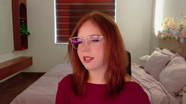 Lilith Bonheur online show from May 28, 3:26 am