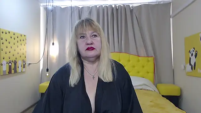 EmmaEllison online show from March 8, 7:12 am