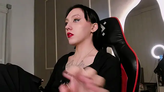 AdeliceLenoir online show from October 12, 2:19 pm