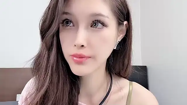 Snapshot of QiaoHui chatting on October 8, 8:13 pm QiaoHui online show from October 8, 8:13 pm