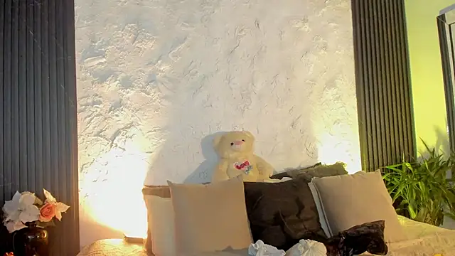 joselin rouse online show from November 14, 12:16 pm