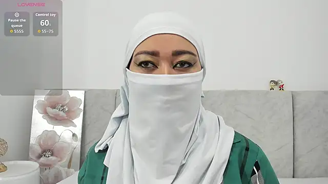 Snapshot of Jadiya_ chatting on October 16, 12:52 pm Jadiya online show from October 16, 12:52 pm
