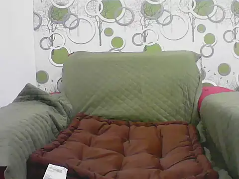 short girl  online show from February 19, 5:12 pm