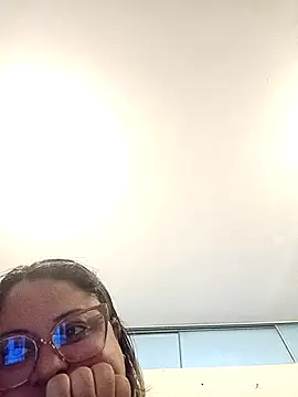 Snapshot of Chiki_hot92 chatting on October 12, 1:19 am Chiki hot92 online show from October 12, 1:19 am