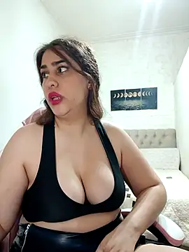 Snapshot of Nahiarabiel chatting on October 17, 9:18 pm Nahiarabiel online show from October 17, 9:18 pm