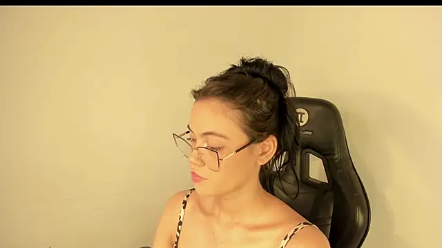 Sofia pregnant online show from December 22, 9:18 pm
