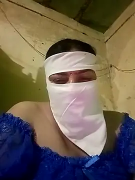 Love-890 online show from October 18, 5:04 pm