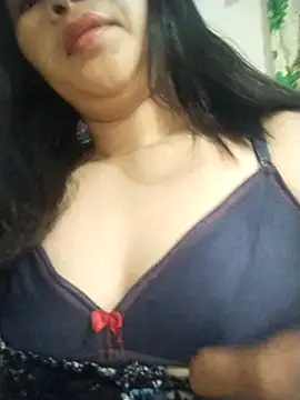 Snapshot of sweet_bella16 chatting on September 20, 4:05 pm sweet bella16 online show from September 20, 4:05 pm