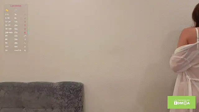 vanessa one  online show from November 7, 1:06 pm