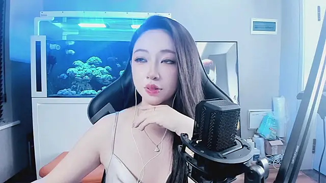 Snapshot of Keke-Bai chatting on October 7, 11:25 am Keke-Bai online show from October 7, 11:25 am