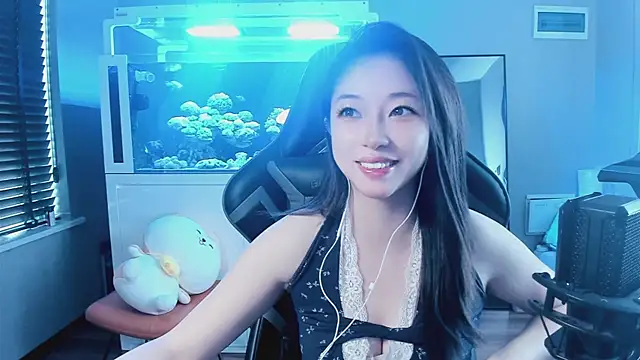 Snapshot of Keke-Bai chatting on October 10, 9:47 am Keke-Bai online show from October 10, 9:47 am