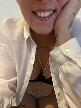 Snapshot of anonyme_hot47 chatting on October 14, 8:06 am anonyme hot47 online show from October 14, 8:06 am